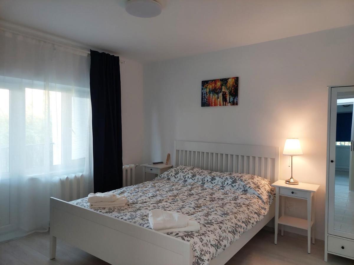 Vila De Pe Lac Amara Kültér fotó
